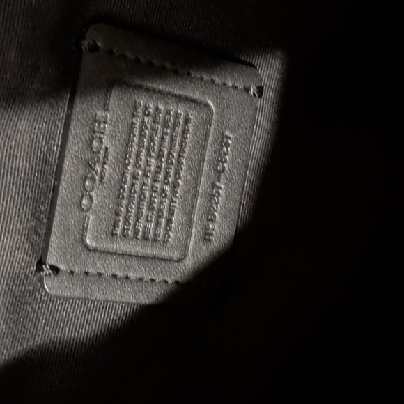 Coach Stanton C8237 Bag - Picture 12 of 16